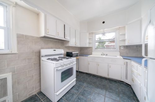 119 Dodd St, Union City NJ 07086-5617 exterior