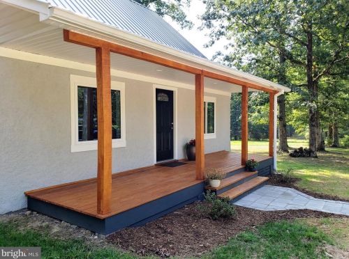 699 Black Cat Rd, Keswick, VA 22947-2531