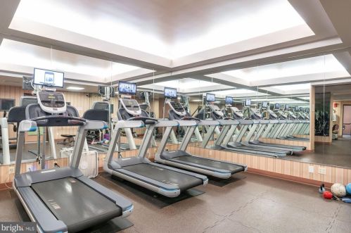 2801 New Mexico Ave, Washington DC  20007-3921 exterior