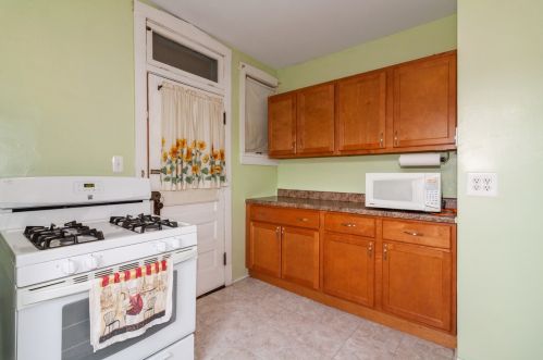 5353 Cullom Ave, Chicago IL 60641-1313 exterior