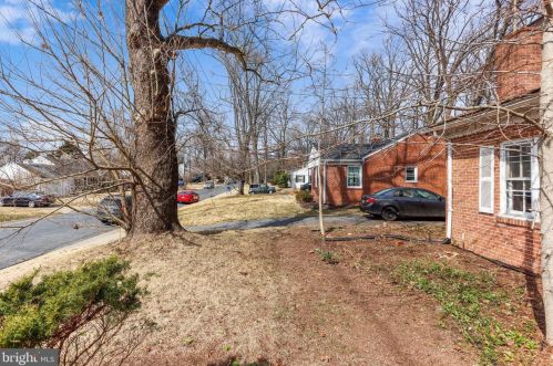 436 Northwest Dr, Silver Spring MD 20901-1435 exterior