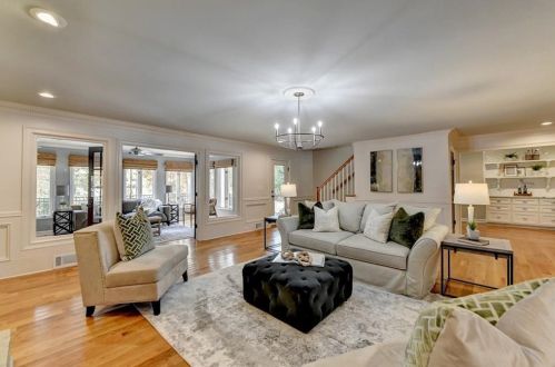 1311 Bridgewater Walk, Lithonia GA  30078-2086 exterior