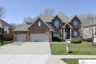 802 182nd St, Omaha, NE 68022-5707