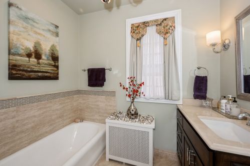 5654 Spaulding Ave, Chicago IL 60651-4139 exterior