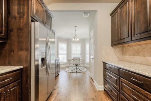 9138 Grand Canal Dr, Frisco, TX 75033-7165