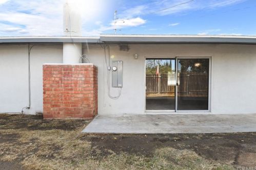 7140 Nixon Dr, Riverside CA 92504-3926 exterior