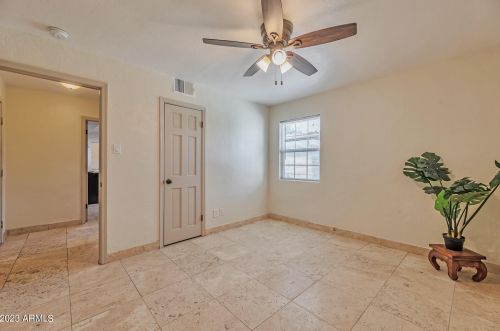 702 Encanto Blvd, Phoenix AZ 85003-1109 exterior