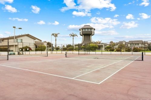 3110 Sunset Ln, Oxnard CA  93035-3945 exterior