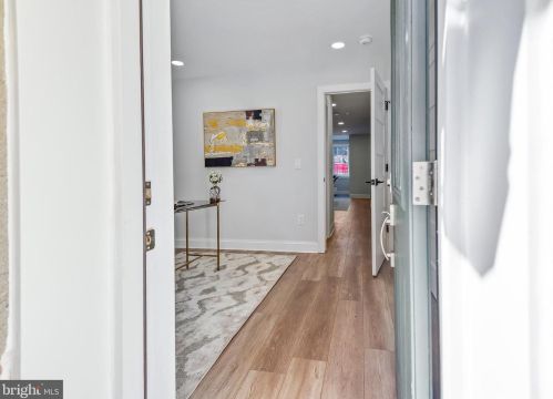 1551 4th St, Washington DC  20001-1905 exterior