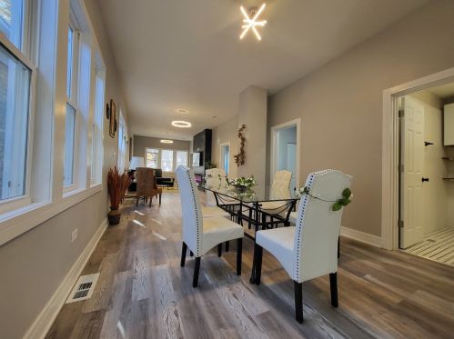 2837 Farrell St, Chicago IL 60608-5707 exterior