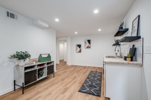 1639 Crestline Dr, Atlanta GA  30345-3820 exterior