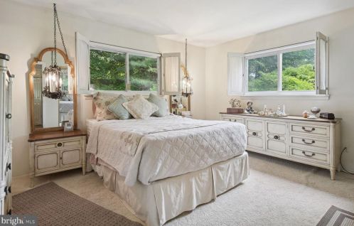 14100 Arctic Ave, Rockville MD 20853-2617 exterior