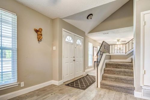 1205 Colony Dr, Irving, TX 75061-2238