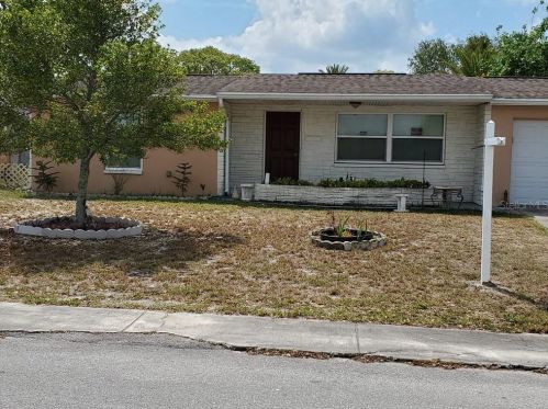 7424 Abalone Dr, Port Richey, FL 34668-1503