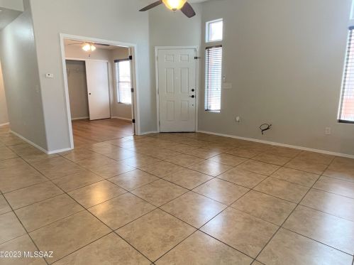 5964 Avenida Ribero, Tucson AZ  85706-5088 exterior