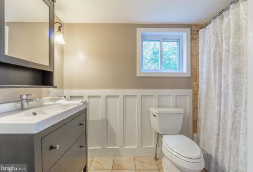 147 Barren Rd, Media PA 19063-4403 exterior