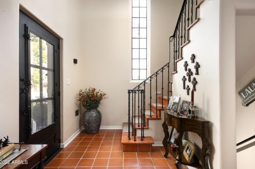 2050 11th Ave, Phoenix AZ  85007-1509 exterior