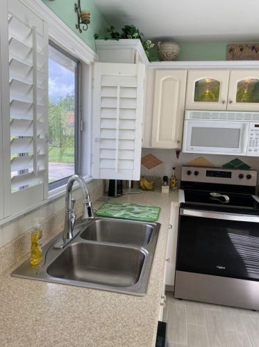 1702 Balmoral Ct, Fort Pierce FL exterior