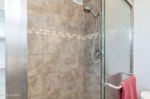 8217 Beverly St, Tucson AZ 85710-5931 exterior