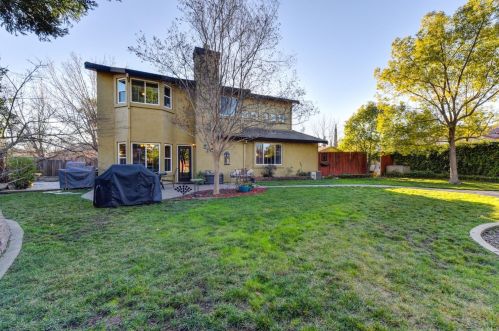 1079 Mallard Cir, Folsom CA 95630-7507 exterior