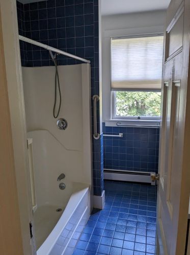 2 Park Rdg, Concord NH 03301-3030 exterior