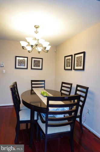 7019 Chesley Search Way, Alexandria VA  22315-4753 exterior