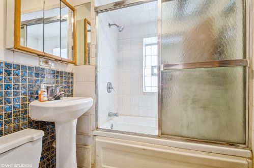 4023 Kilbourn Ave, Chicago IL 60641-1909 exterior