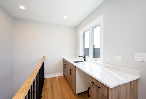 3224 Shields Ave, Chicago IL 60616-3602 exterior