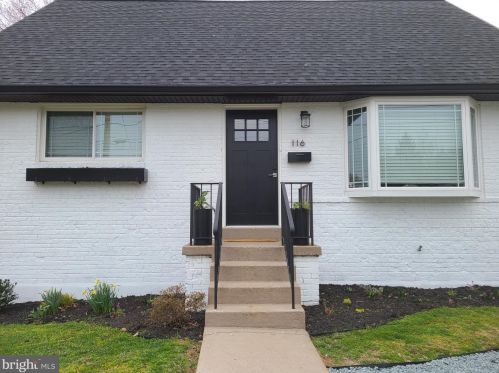 116 Gladden St, Alexandria VA 22304-2402 exterior