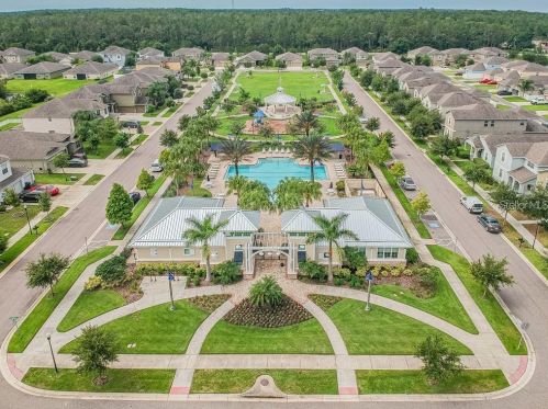 12306 Prairie Valley Ln, Riverview FL 33579-9328 exterior