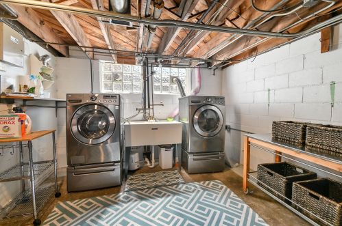 2609 67, Milwaukee WI 53213-1444 exterior