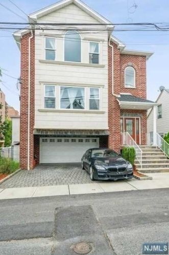 234 Division St, Cliffside Park NJ 07010-2305 exterior