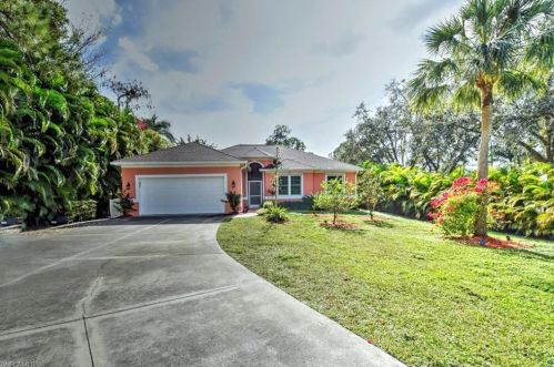 5680 Napa Wood Way, Naples FL 34116-3866 exterior