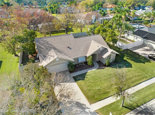 285 Northgrove Dr, Merritt Island FL 32953-7959 exterior