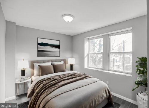 5200 11th St, Philadelphia PA 19141-2821 exterior