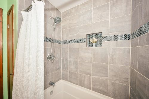 3250 86, Milwaukee WI 53227-4622 exterior