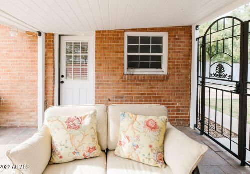 2335 Fairmount Ave, Phoenix AZ 85016-6718 exterior