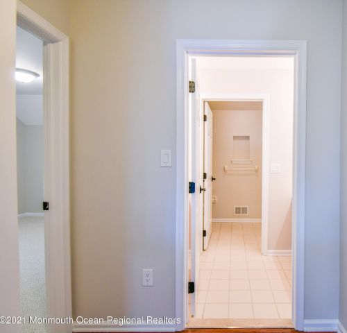 5 Markus Ct, Jackson Twp NJ  08527-2886 exterior