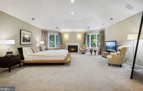 9906 Avenel Farm Dr, Rockville MD 20854-5410 exterior