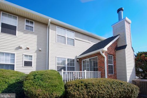 362 Bowler Ct, Piscataway NJ 08854-6649 exterior