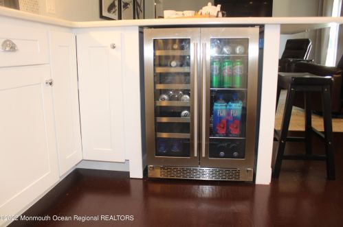 52 4 Winds Dr, Middletown NJ 07748-3141 exterior