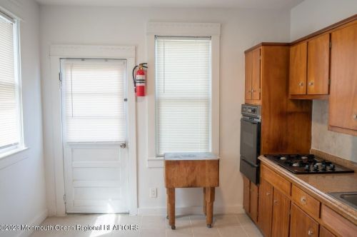 116 15th Ave, Belmar, NJ 07719-2520