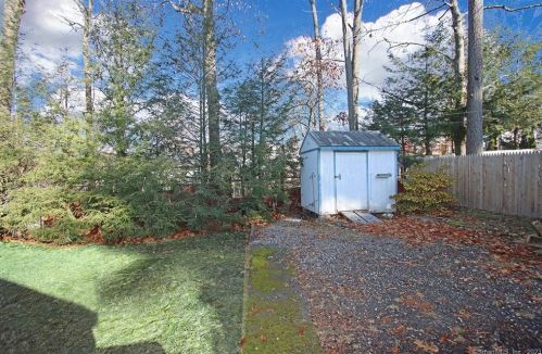 31 Barbero Dr, Torrington CT 06790-5702 exterior