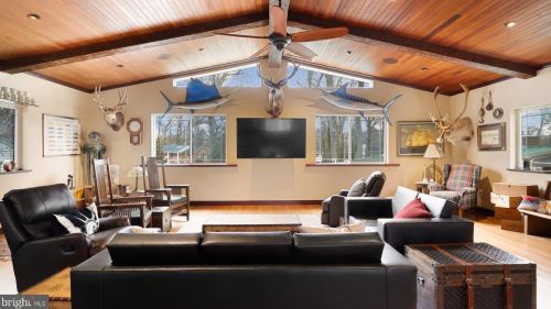 4512 Dolphin Ln, Alexandria VA 22309-3110 exterior