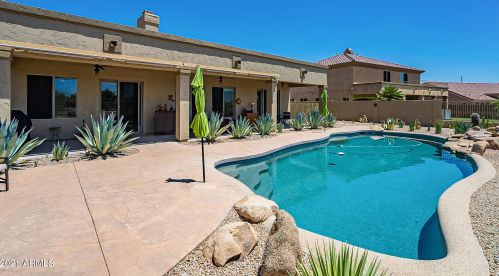 16814 1st Dr, Phoenix AZ 85021-5670 exterior