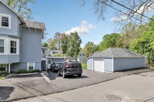 291 Rowayton Ave, Norwalk CT 06853-1628 exterior