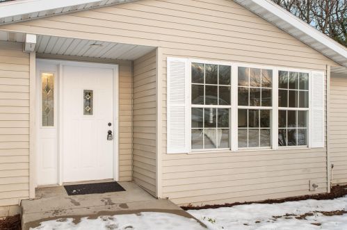 332 Densmore St, Meskegon MI  49442-1511 exterior