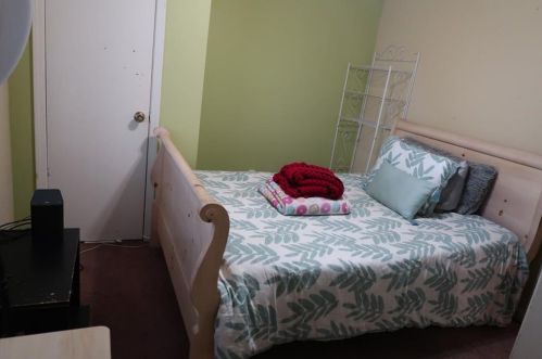 4030 Cranwood Dr, Atlanta GA 30349-1466 exterior