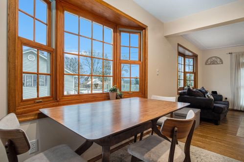 1010 Central Ave, Meskegon MI  49445-2947 exterior