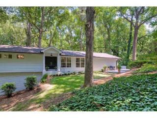 4131 Glen Devon Dr, Atlanta GA  30327-3615 exterior